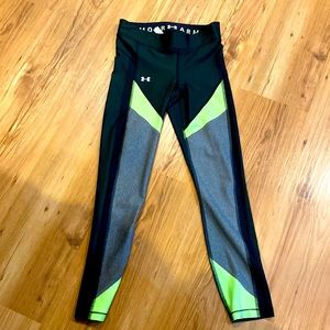 Girls Under Armour leggins size 7
